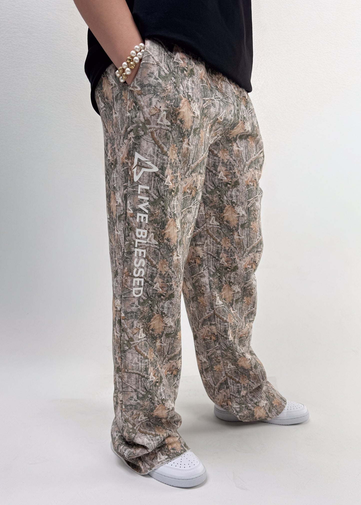 Men's Heart of God Camo Pants